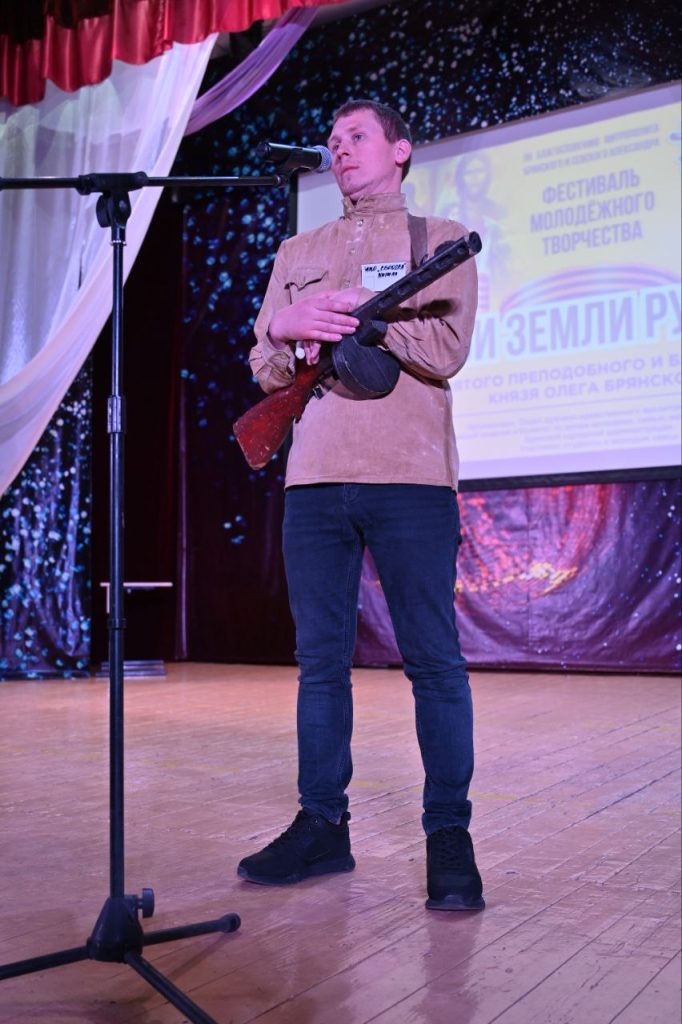 Мы приняли участие в конкурсе "Герои земли русской"!