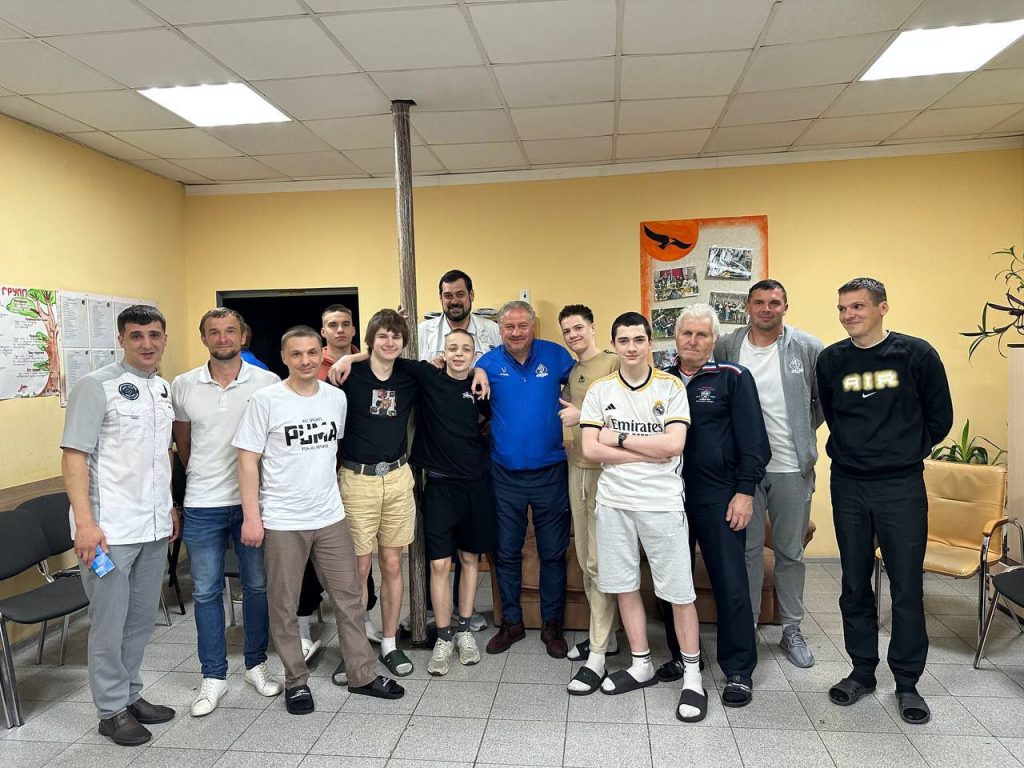 Тренерский штаб ФК "Динамо" у нас в гостях.